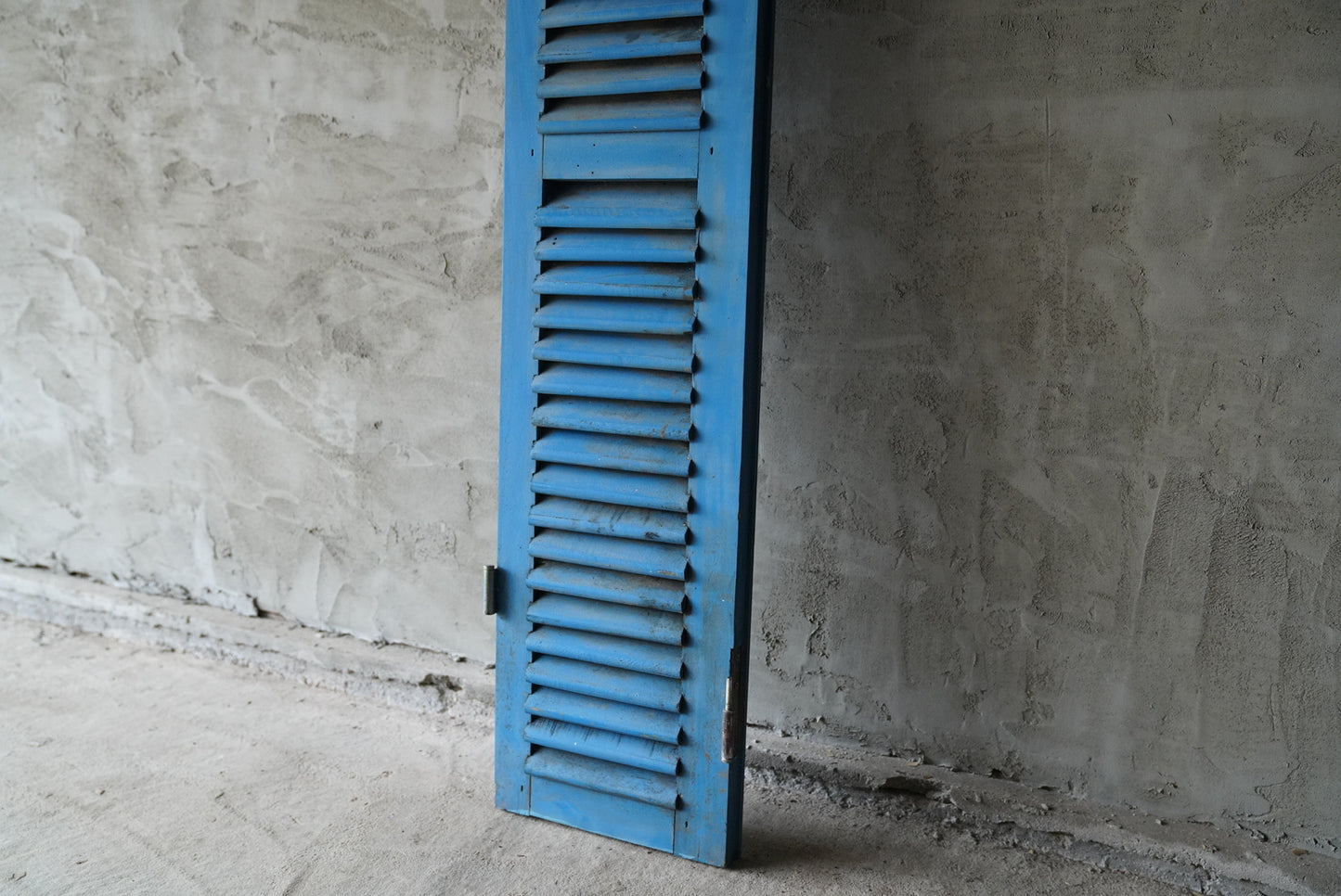 ヴィンテージルーバー窓VO-022