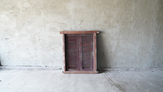 ヴィンテージ木製枠付き窓VO-021