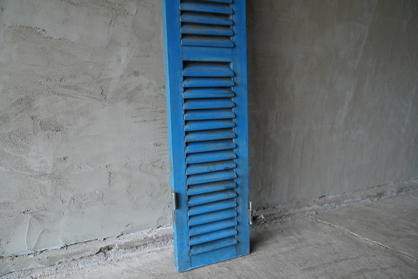 ヴィンテージルーバー窓VO-022