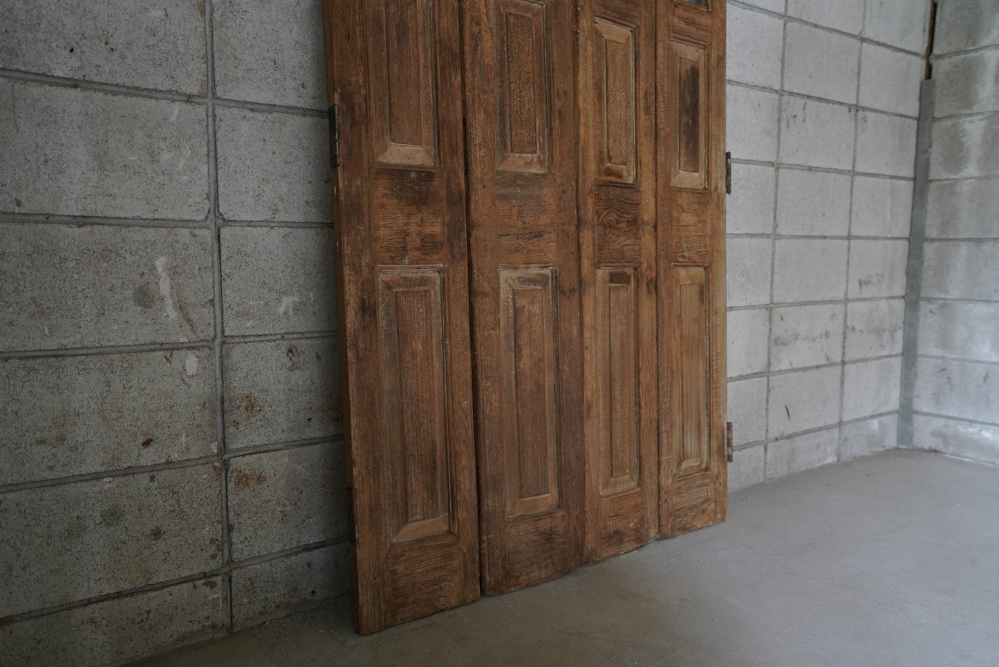 ガラスドア（両開き中折れドア）ID-008