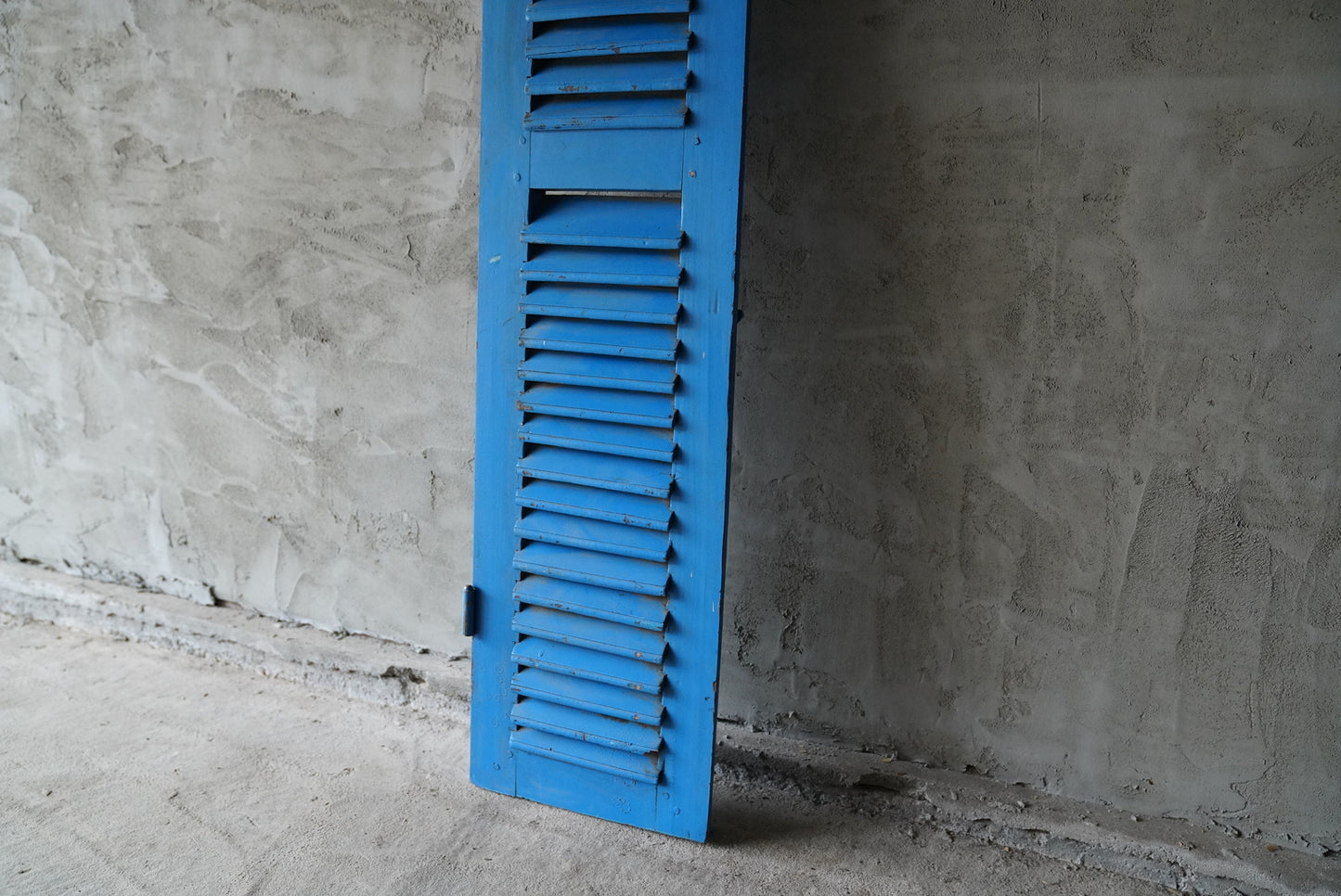 ヴィンテージルーバー窓VO-023